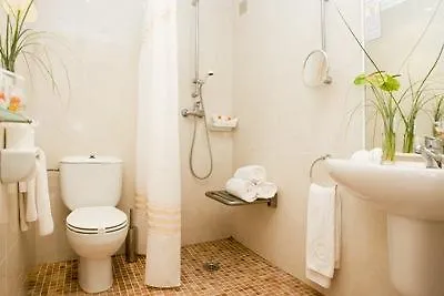 Sumba- Borneo Hotel Cala Millor